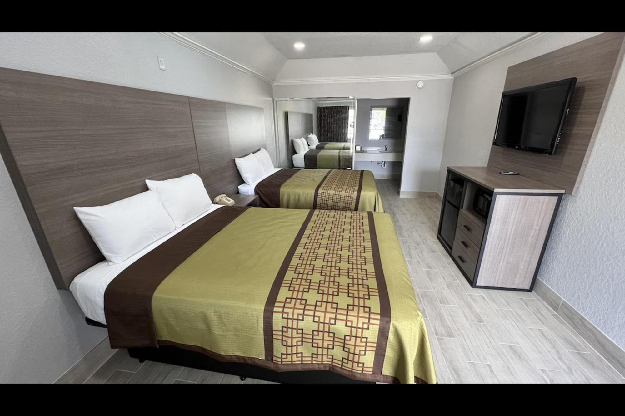 Hotel Kiwi Willowbrook Hwy249 Louetta